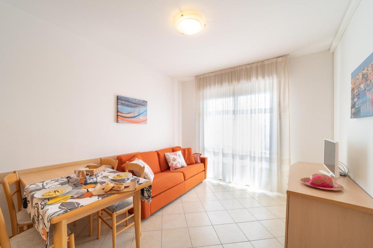 Апартаменты Residenza Puerto Do Sol Линьяно-Саббьядоро Экстерьер фото