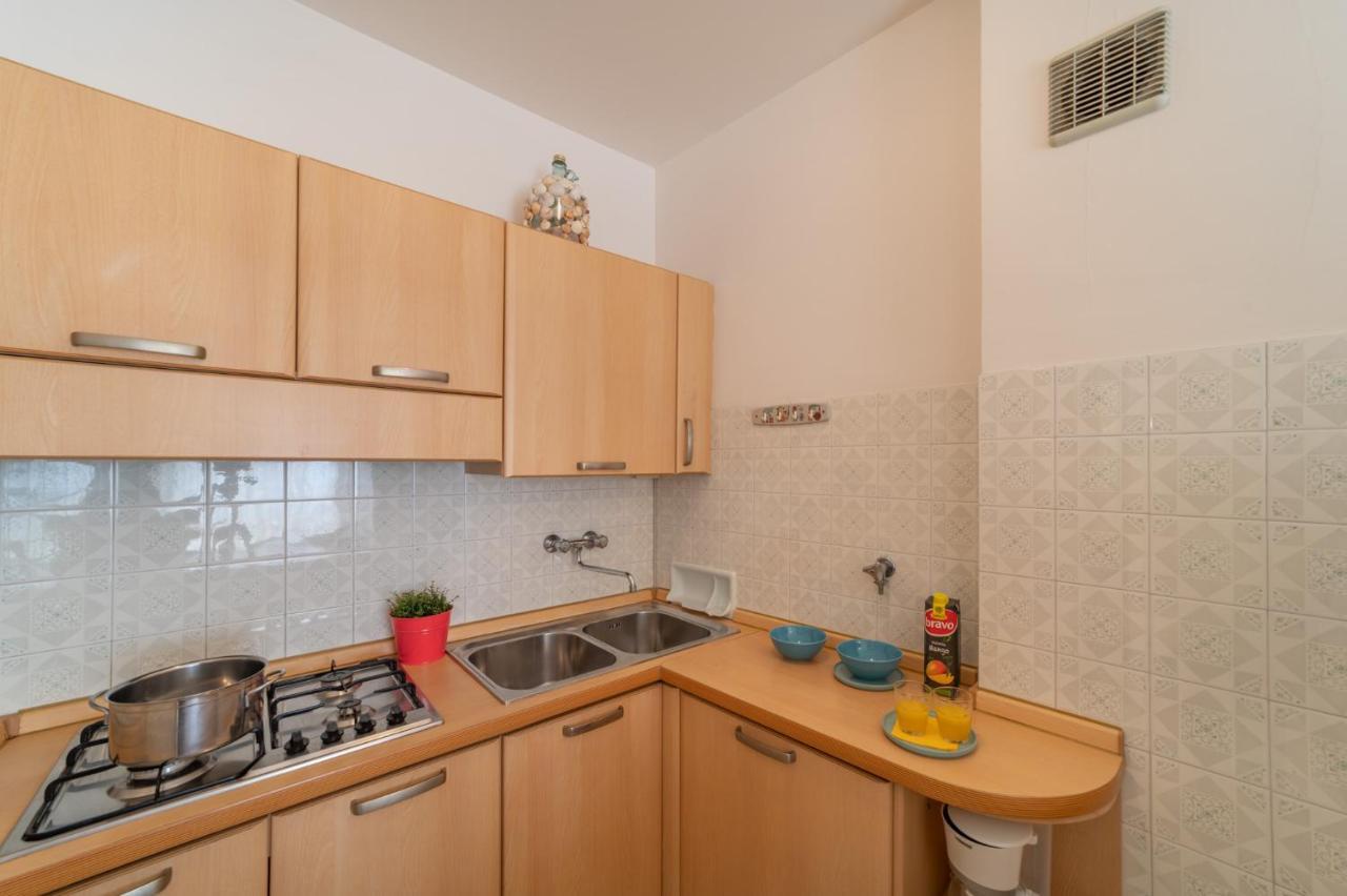 Апартаменты Residenza Puerto Do Sol Линьяно-Саббьядоро Экстерьер фото
