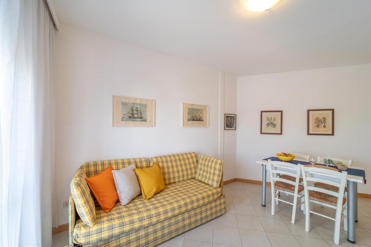 Апартаменты Residenza Puerto Do Sol Линьяно-Саббьядоро Экстерьер фото