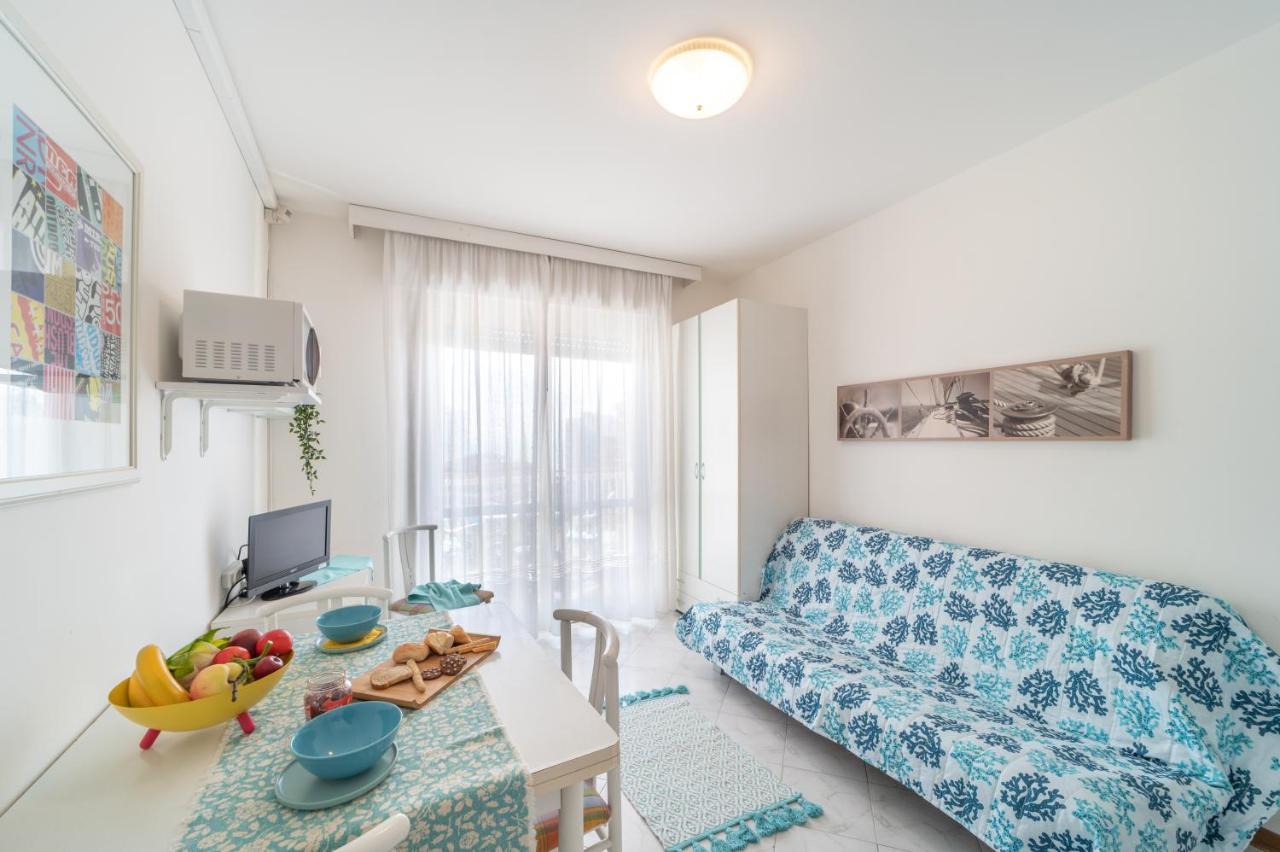 Апартаменты Residenza Puerto Do Sol Линьяно-Саббьядоро Экстерьер фото