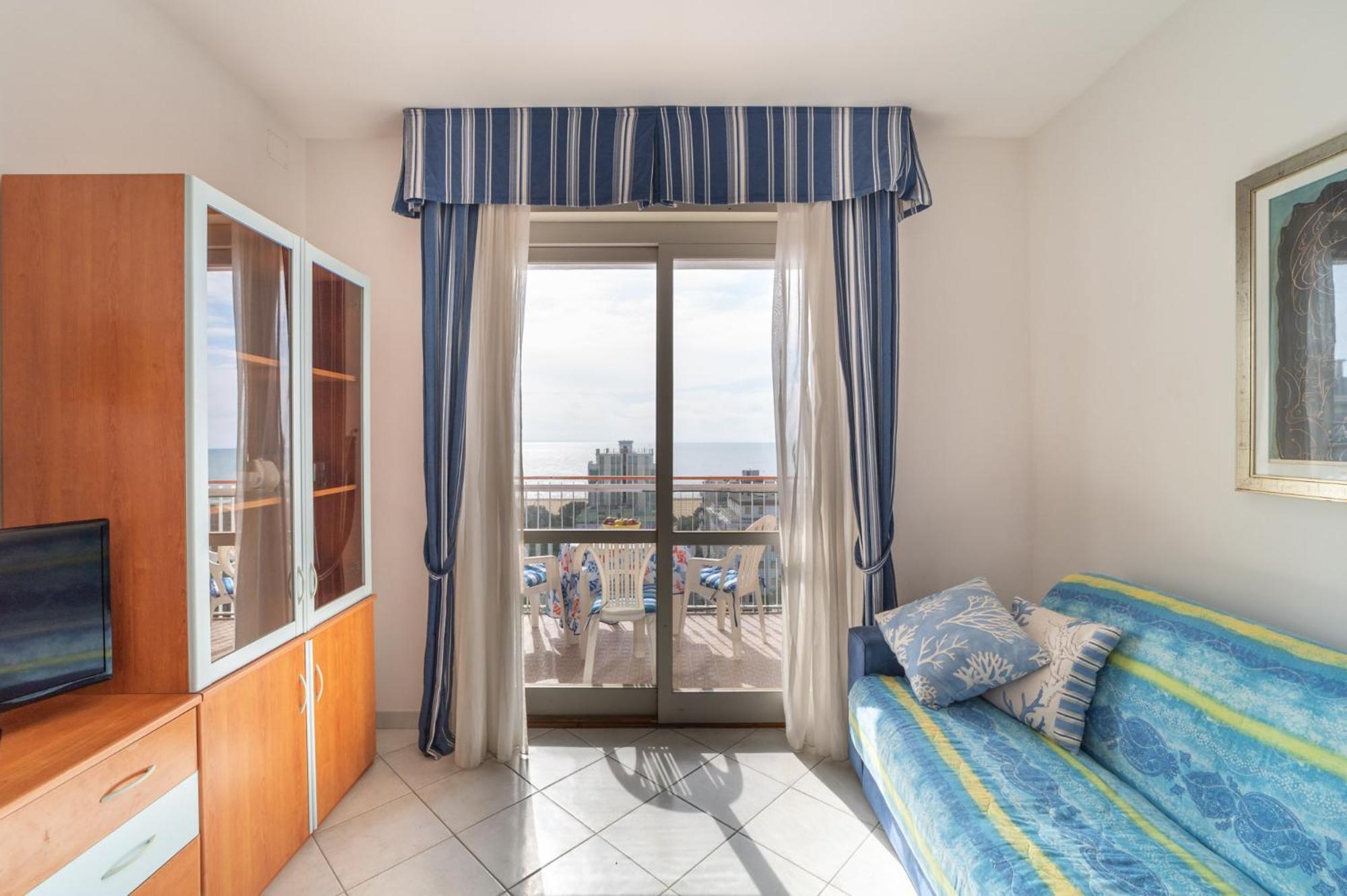 Апартаменты Residenza Puerto Do Sol Линьяно-Саббьядоро Экстерьер фото